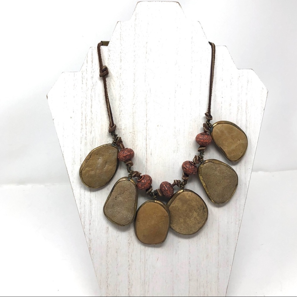 Ethereal, signed stone, suede cord necklace 128.6g - Picture 2 of 10